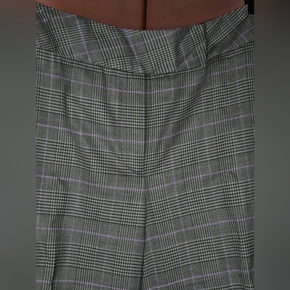 Talbots Gray Plaid Capris - Picture 3 of 7